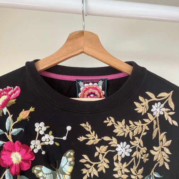 Johnny Was Floral Embroidered Black Women's Crew Neck Size Small - Picture 3 of 4